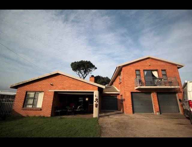 5 BEDROOM HOUSE FOR SALE IN FRAAIUITSIG